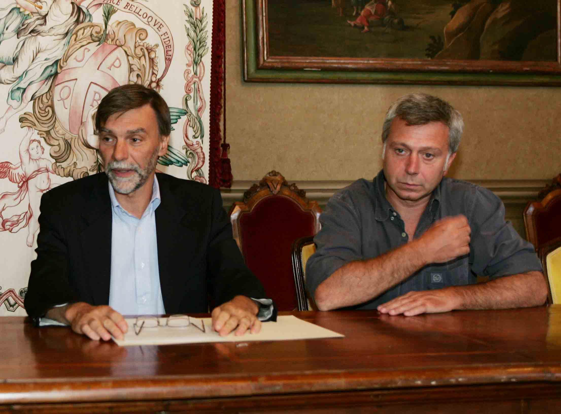 «Sistema», il pressing sui reggiani 