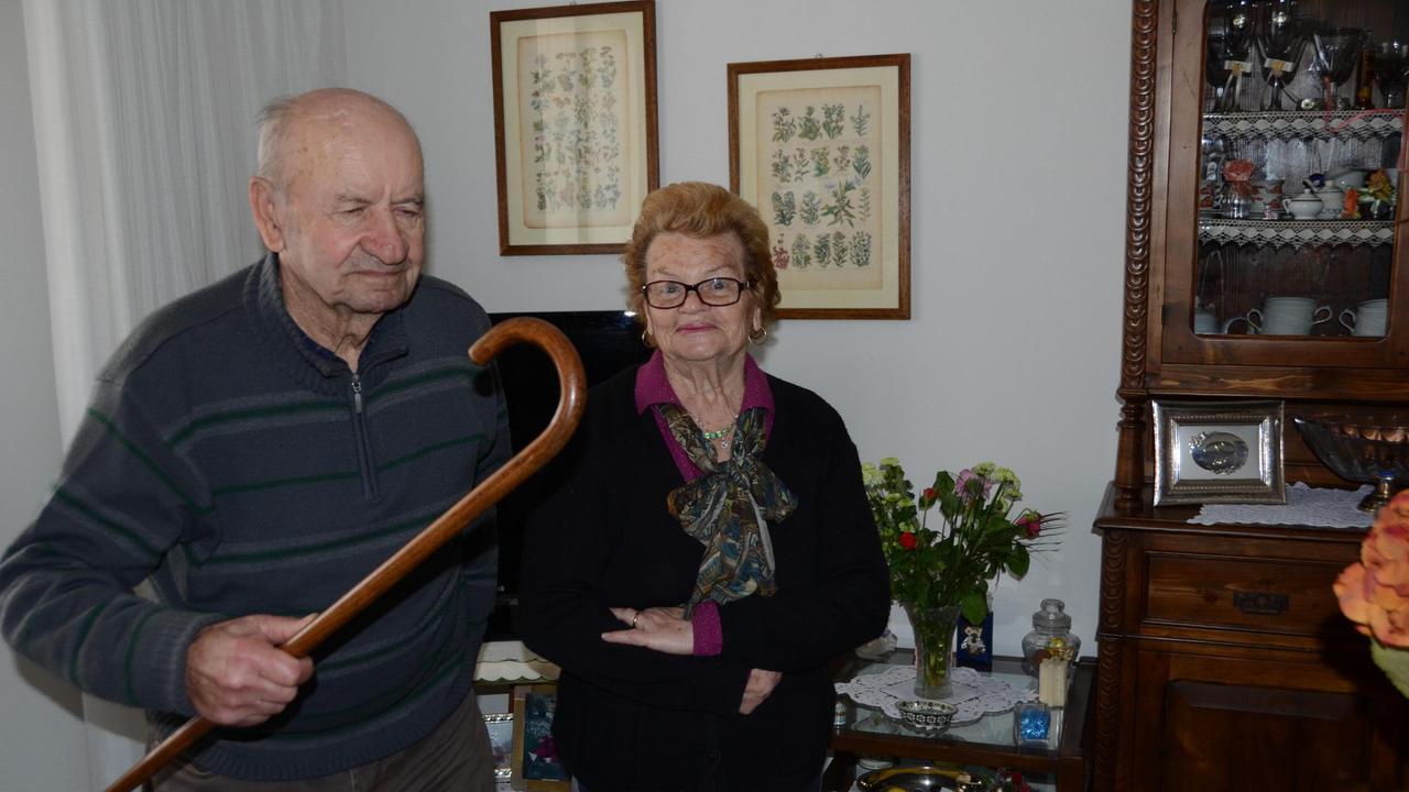 Marino e Natalina Martellucci, 88 e 80 anni, vittime dei ladri ad Alberese (foto agenzia Bf)