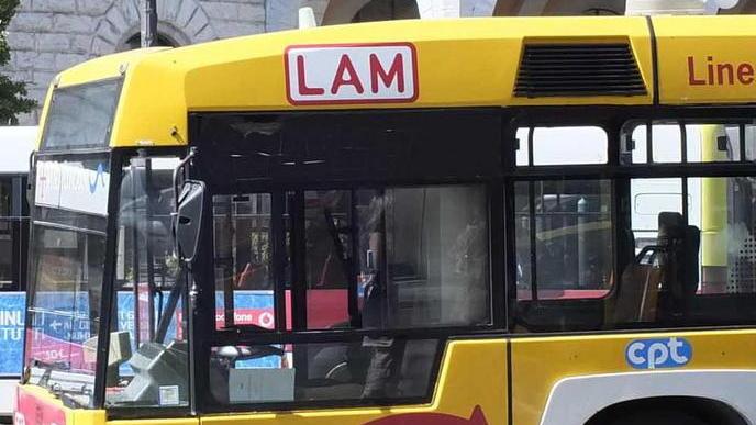 Autista della Lam chiede il biglietto e viene schiaffeggiato