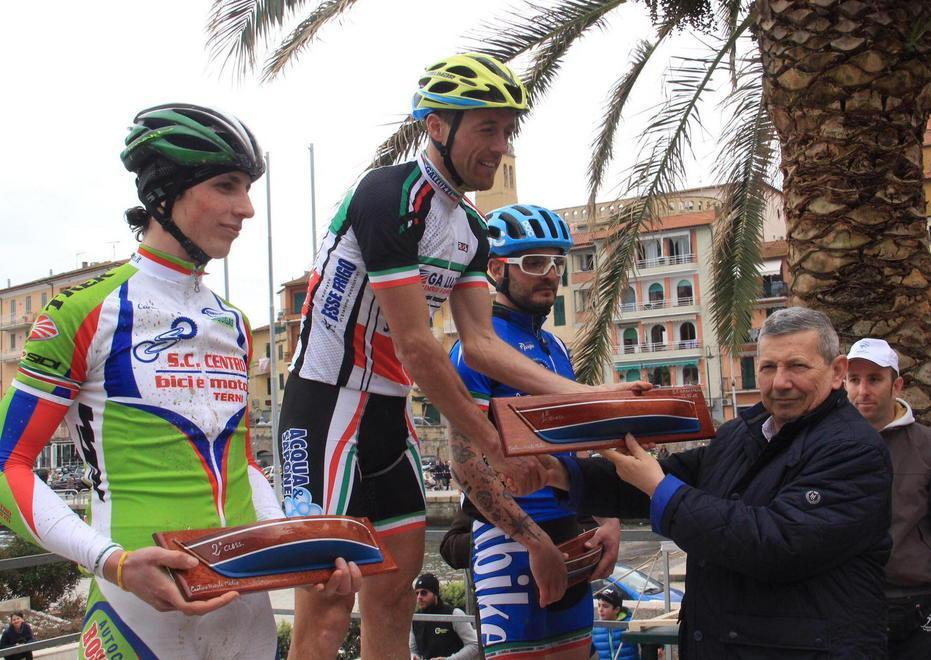 Balducci firma la Granfondo dell’Argentario dei mille iscritti