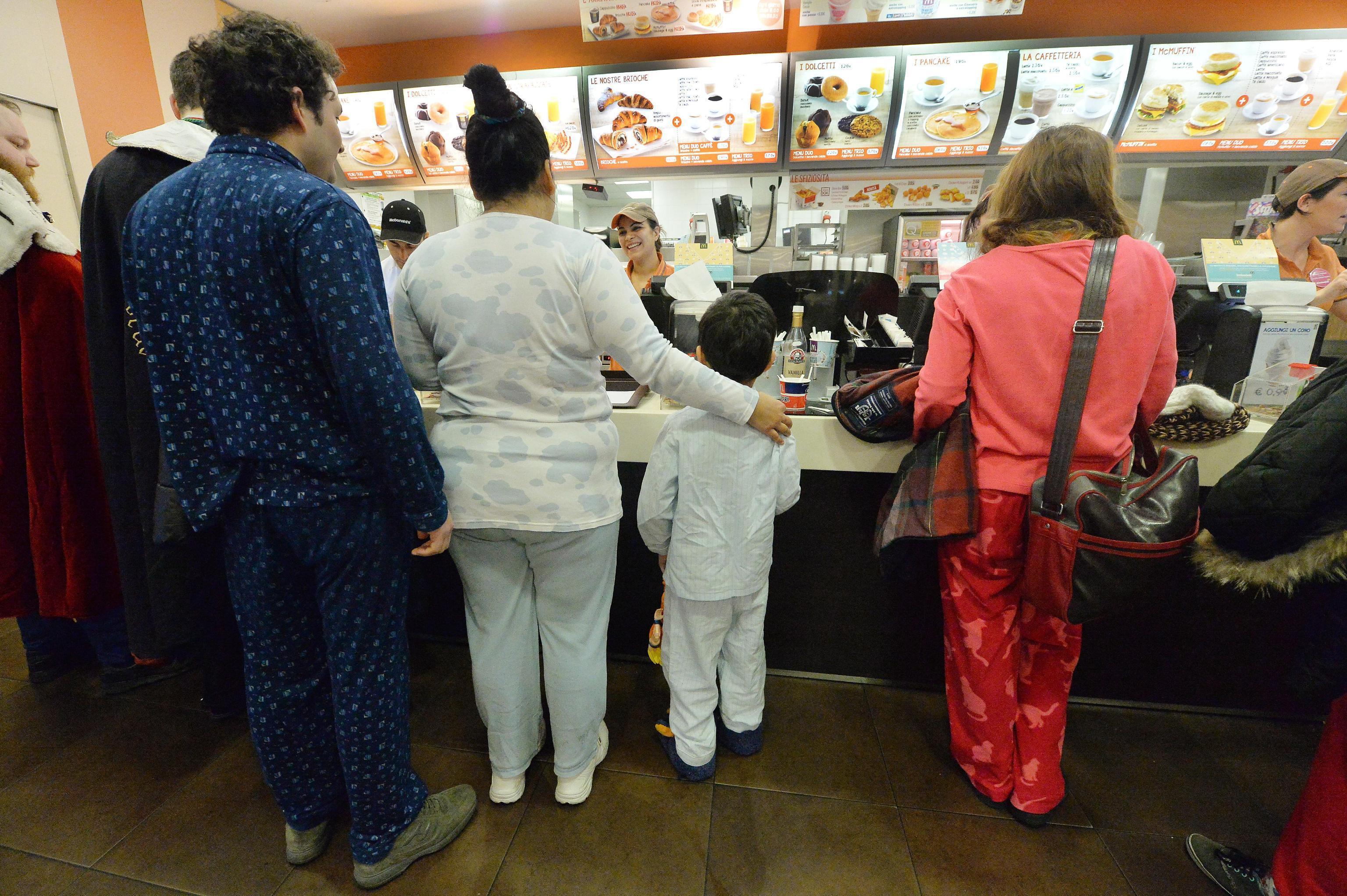 Pigiama e ciabatte? Da McDonald's la colazione è gratis 