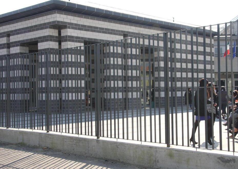 «No, per suo figlio qui non c’è posto» 
