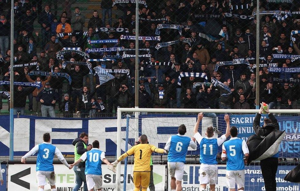 Pullman dei tifosi per domenica ad Ancona 