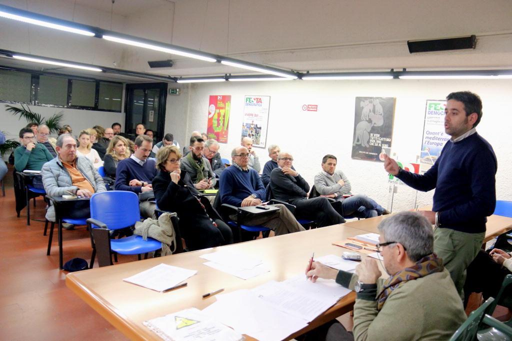 Il segretario territoriale del Pd, Lorenzo Bacci, parla in direzione (Marzi Pentafoto)