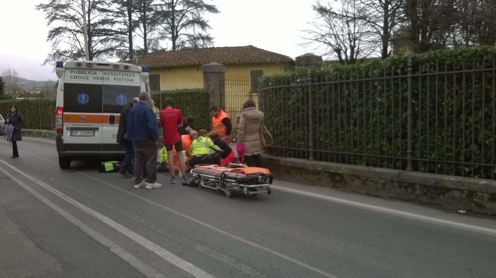 I soccorsi in via degli Armeni al dottor Luigi De Luca