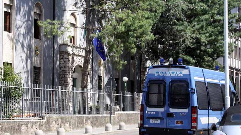 Isis, perquisita la casa di un tunisino a Massa Carrara