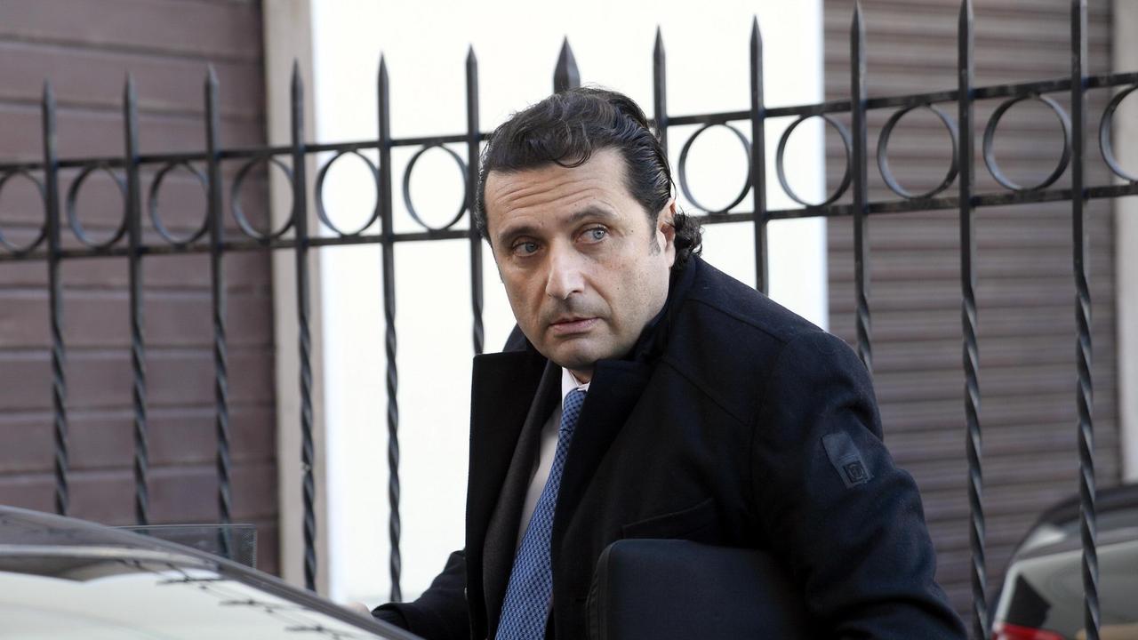 Il Riesame si riserva la decisione sull'arresto di Schettino