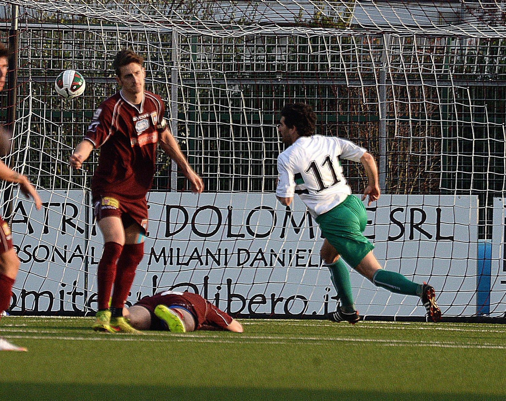 Il Tuttocuoio a rete nel match col Pontedera (foto Silvi)