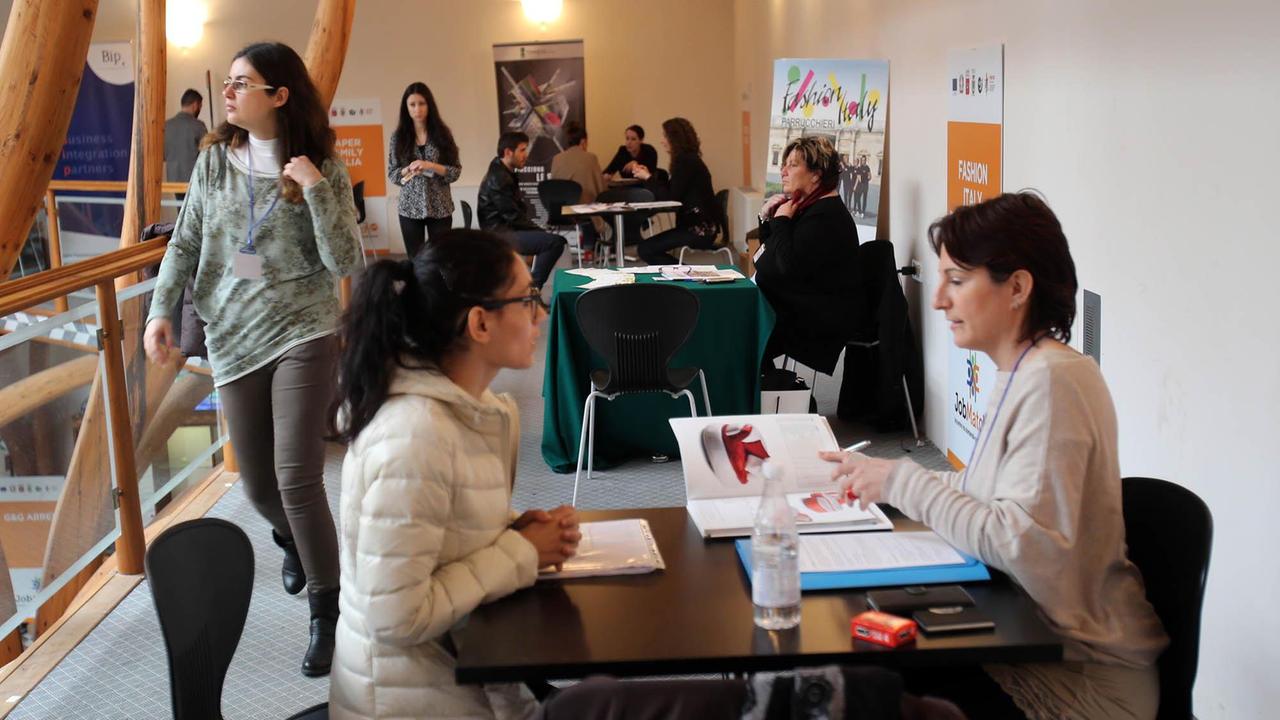 Un colloquio al Job Match (Foto Nucci)