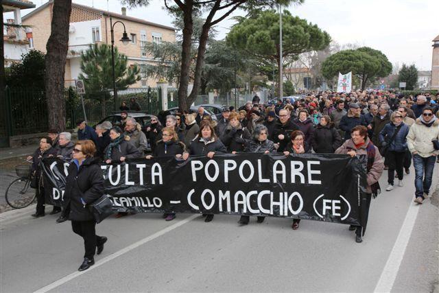 Una manifestazione pro-San Camillo