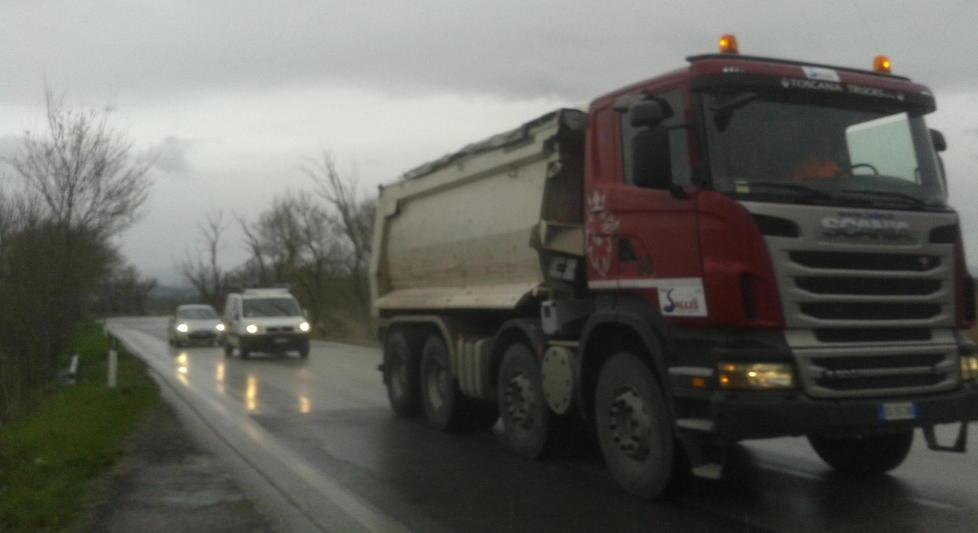 Bientina-Altopascio off limits per i camion, anzi no 