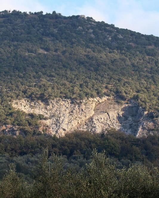 Scalatori all’ex cava Aprirà a giugno la palestra di roccia 