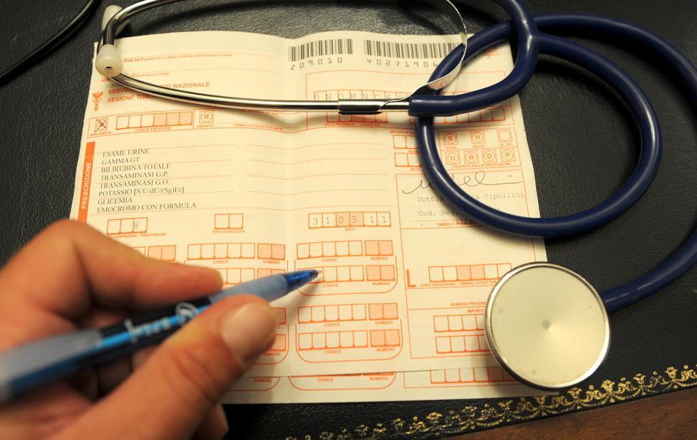 Ricette Asl, se il reddito è lo stesso l’autocertificazione slitta al 2016 