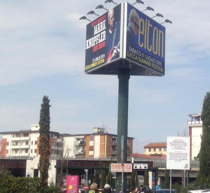 Parte la richiesta per una torretta promozionale del festival all’uscita dell’autostrada