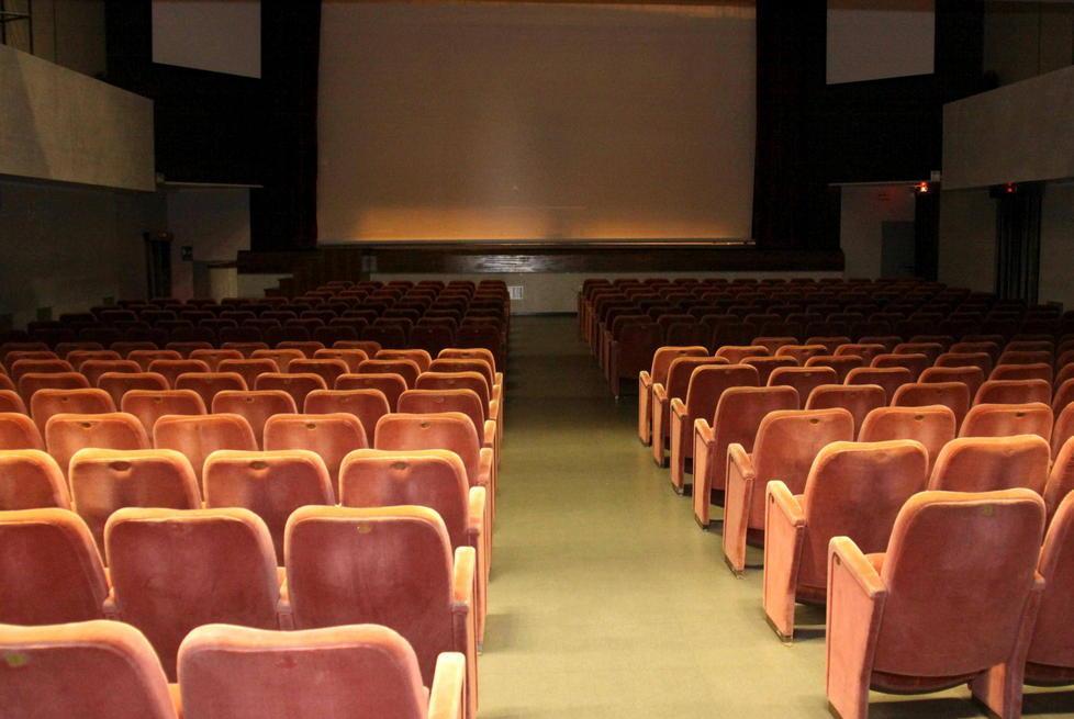 Teatro comunale chiuso per lavori da giugno a ottobre 