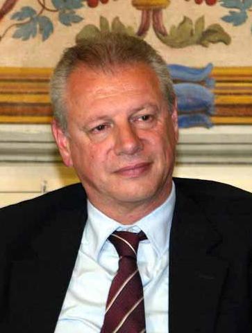 Magistrati, politici e star nella Partita del cuore 