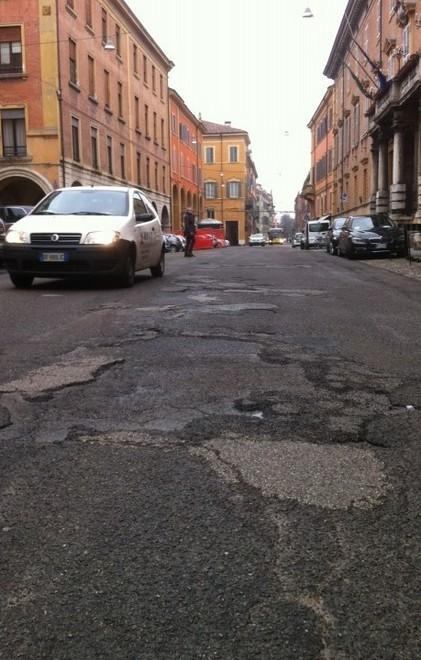 Canalgrande, inizia la riasfaltatura 
