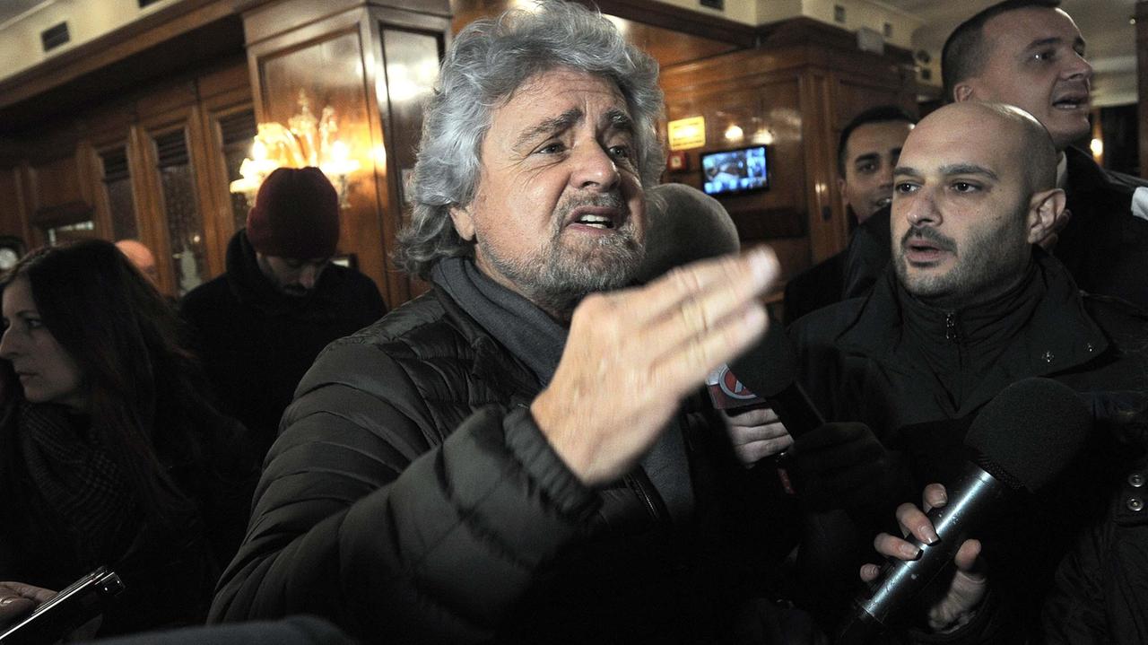Grillo a processo per diffamazione contro il prof Battaglia