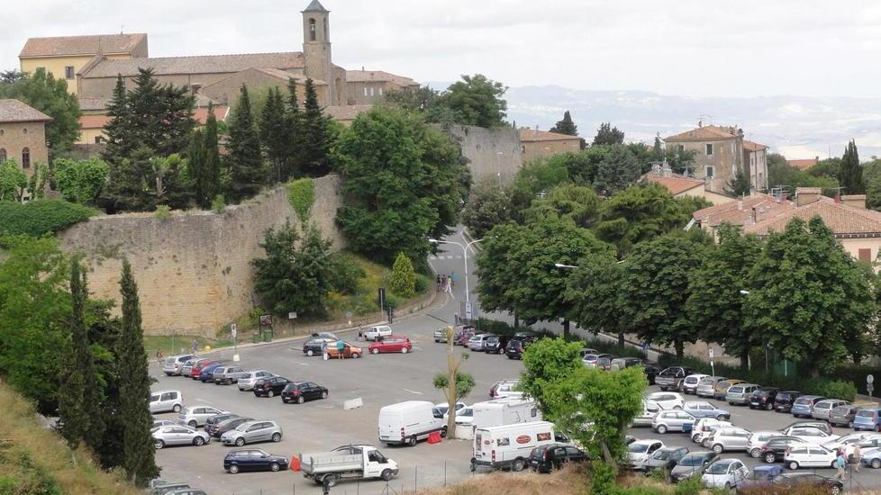 Volterra Futura attacca sul rincaro parcheggi