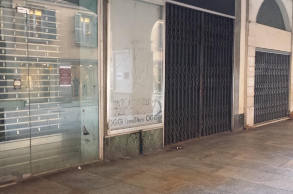 «Vetrine sfitte? Datele ai commercianti» 