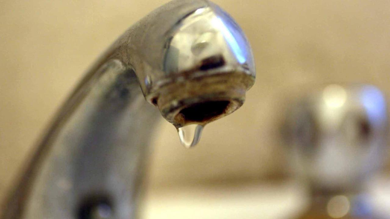 Due rotture improvvise, acqua a rischio in tutta la provincia