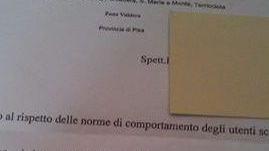 Riceve una lettera di richiamo:"Suo figlio è turbolento sullo scuolabus". Ma il bambino non utilizza il servizio