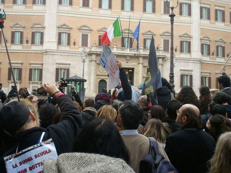 San Marcello, scoppia la protesta dei precari