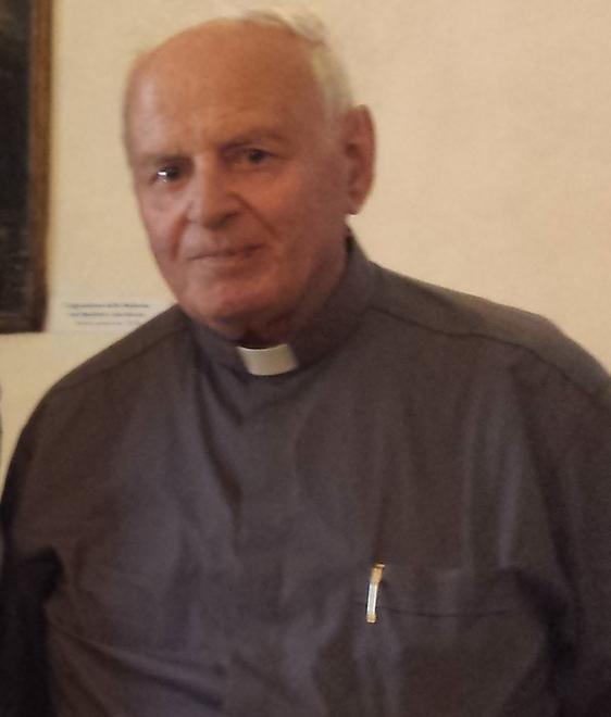 Via Crucis con monsignor Nazzaro 