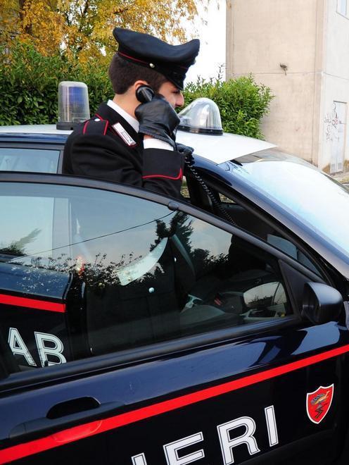 Razzia in una casa di via Galilei 