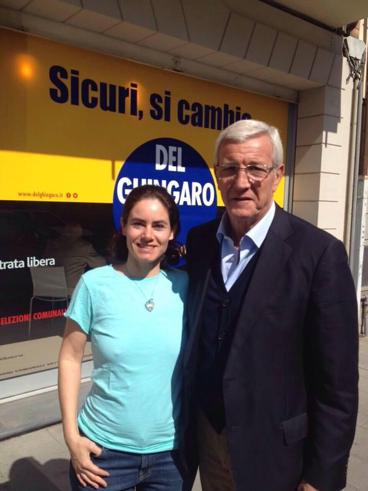 Marcello Lippi con una ragazza dello staff di Del Ghingaro