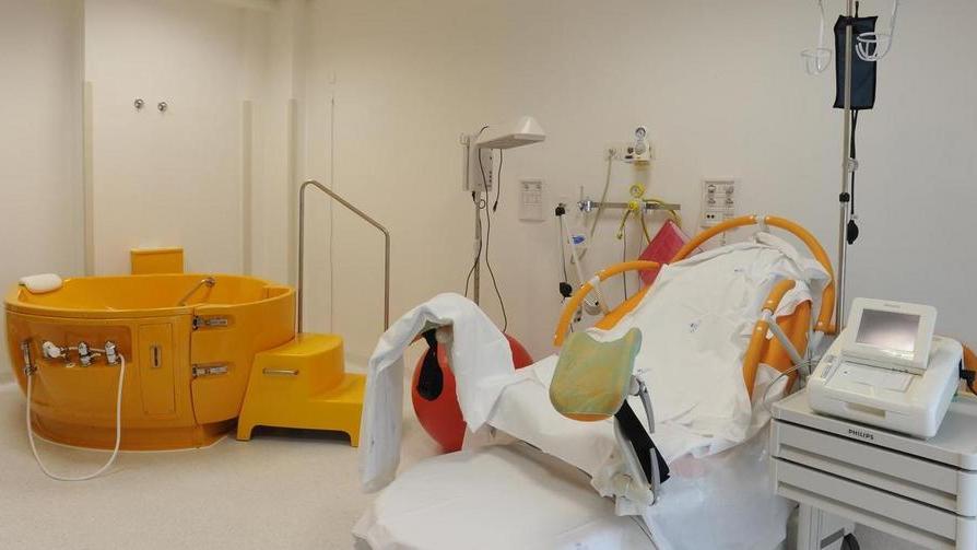 Ostetricia chiusa Il no dei sindacati