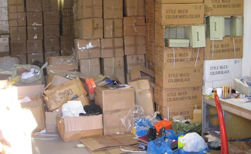 Scarpe contraffatte, cinesi condannati a tre anni 