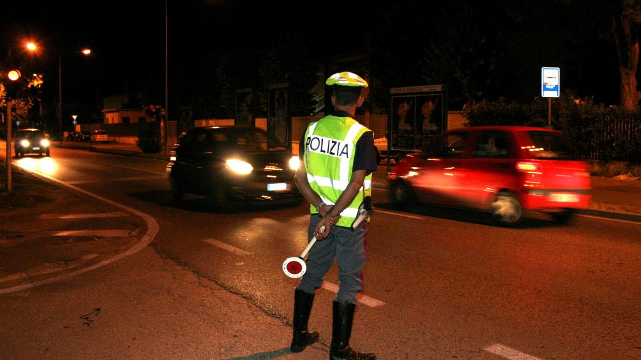 Ubriachi al volante: ritirate quattro patenti