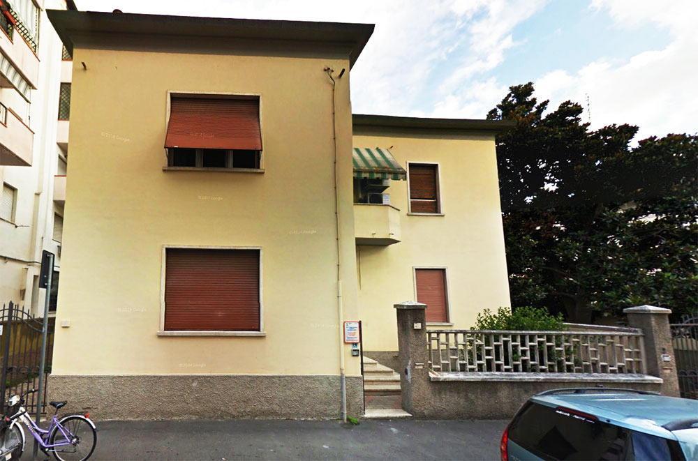 La palazzina di via Verdi a Grosseto dove ha sede il Coeso