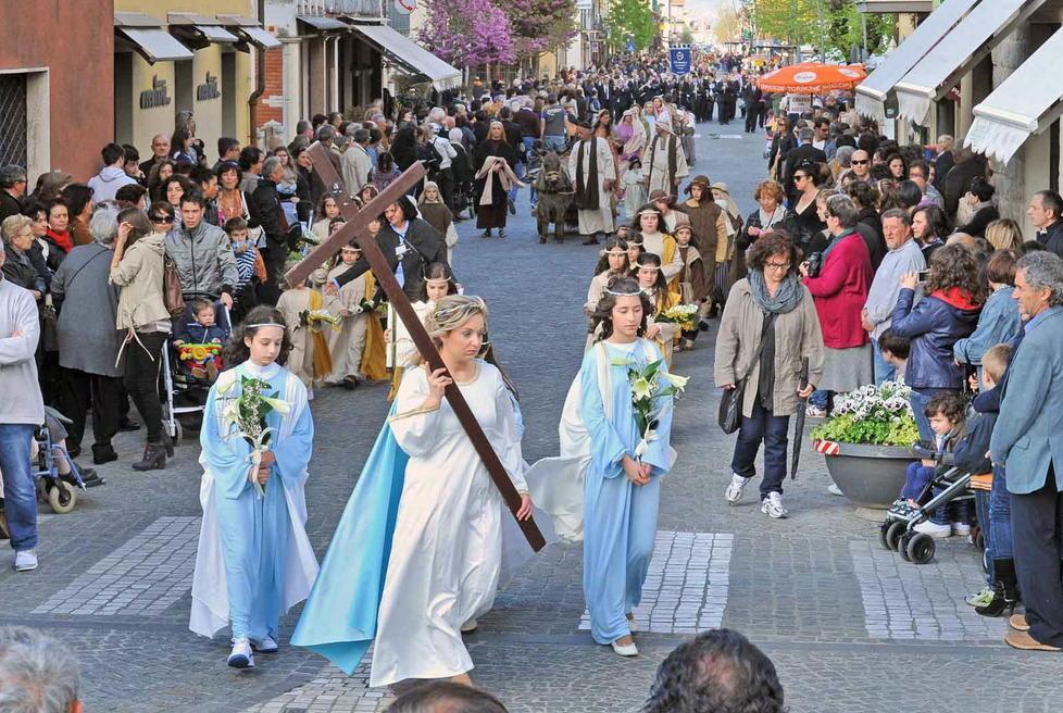 Cinquecento figuranti per la Festa Bella
