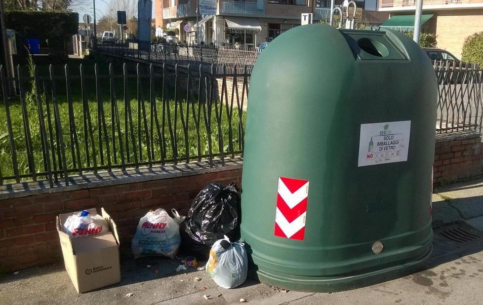Telecamere contro gli abbandoni dei rifiuti per le vie di Ponsacco