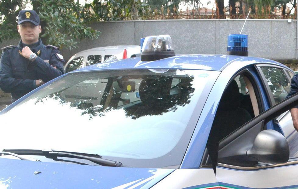 Denunciato per furto e rapina a un artigiano 