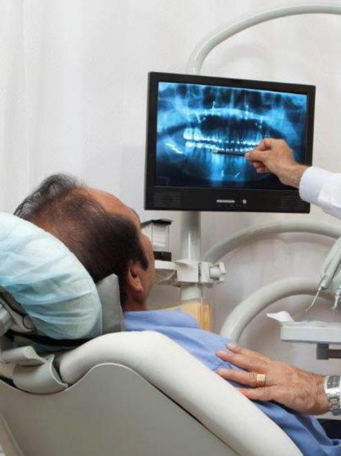 Gli odontotecnici: «Stop ai prestanome» 