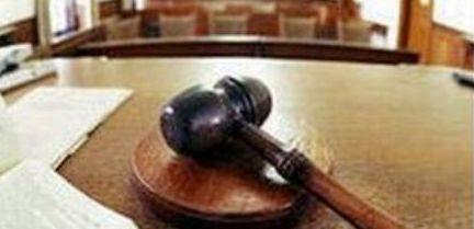 Il tribunale “assume” 9 precari della scuola