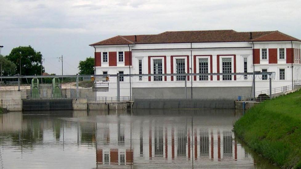 Ponte ancora chiuso Fioccano le proteste