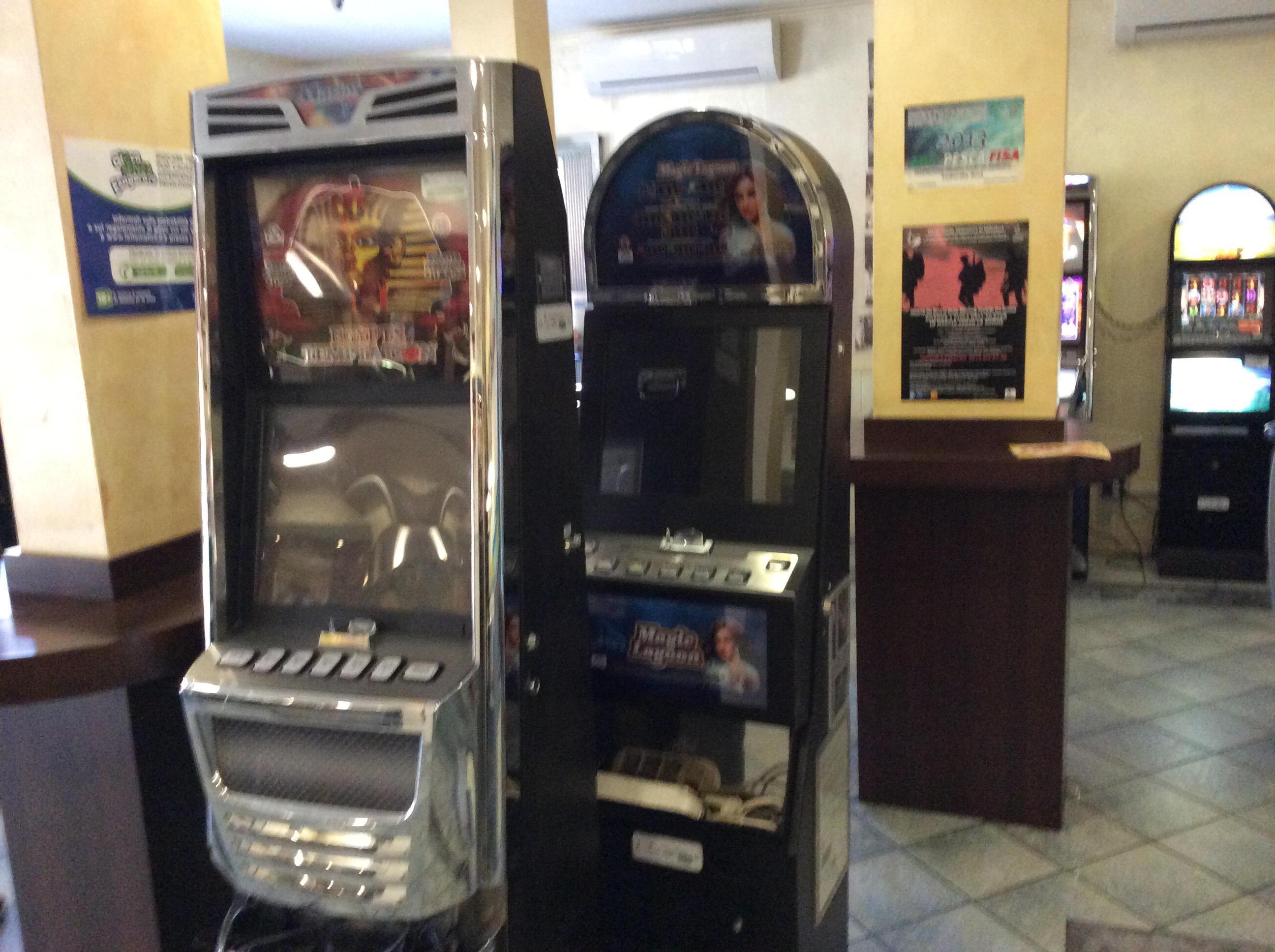 I ladri hanno svaligiato le slot machine