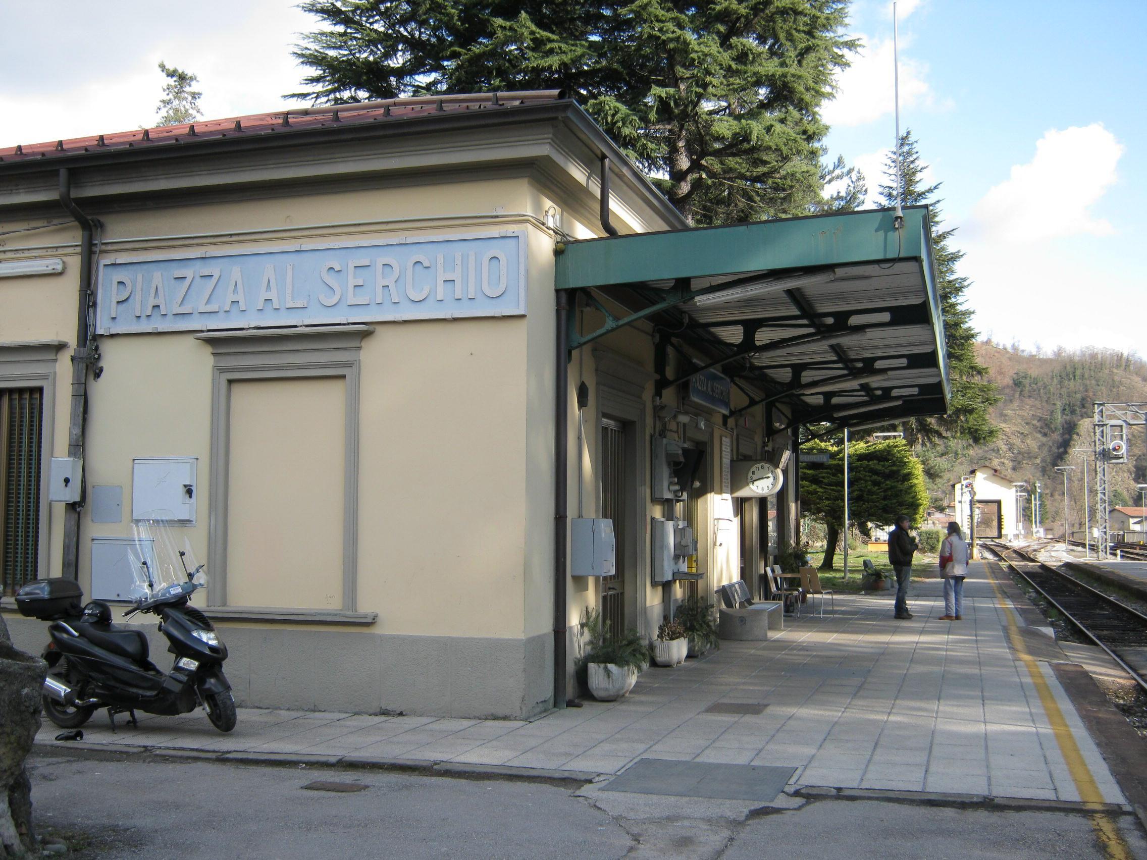 La stazione di Piazza al Serchio