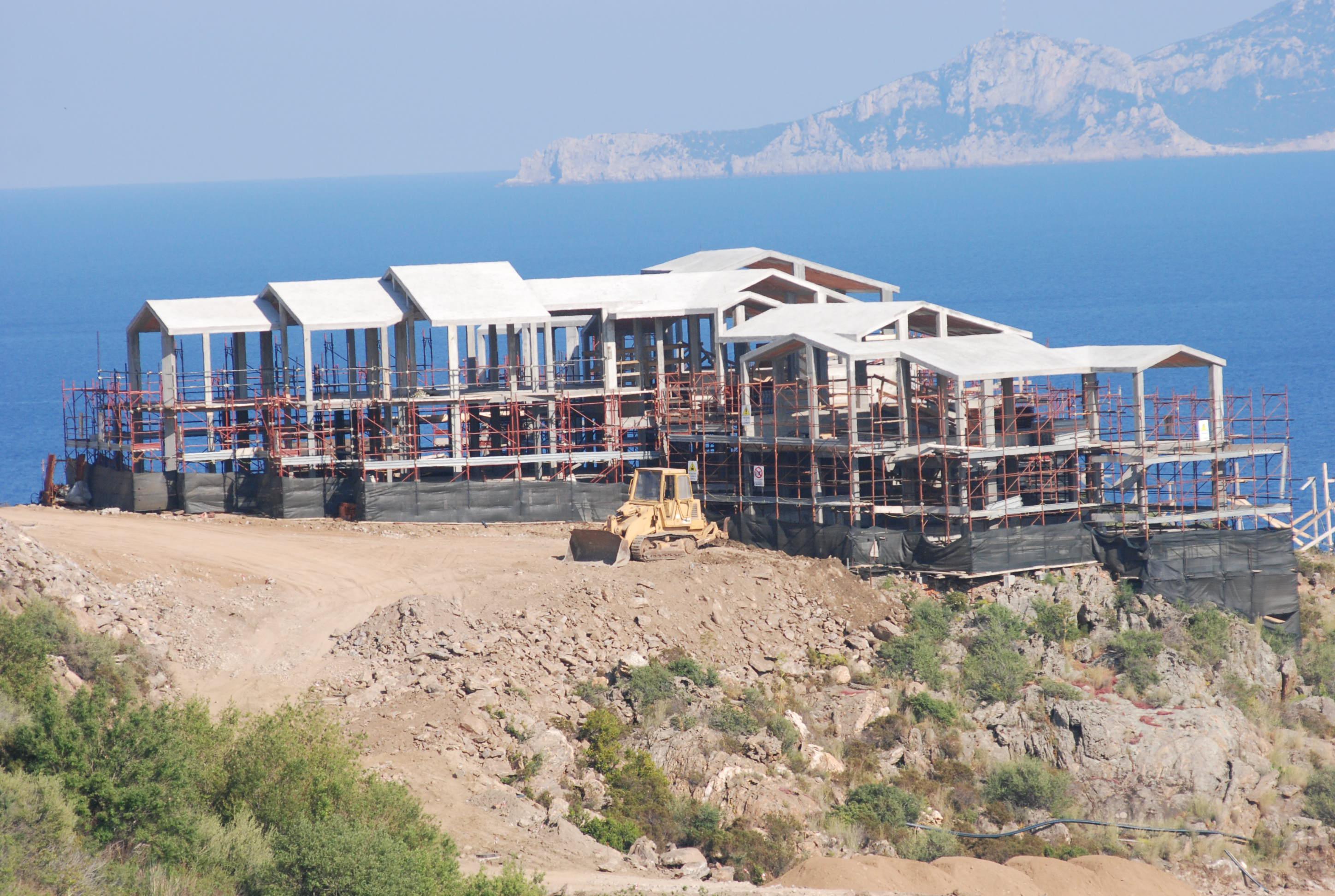 Costruzioni nella zona costiera gallurese