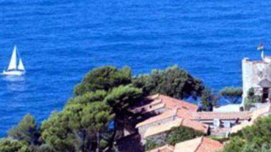 Mare in gabbia, è scontro tra Comune e Cala piccola