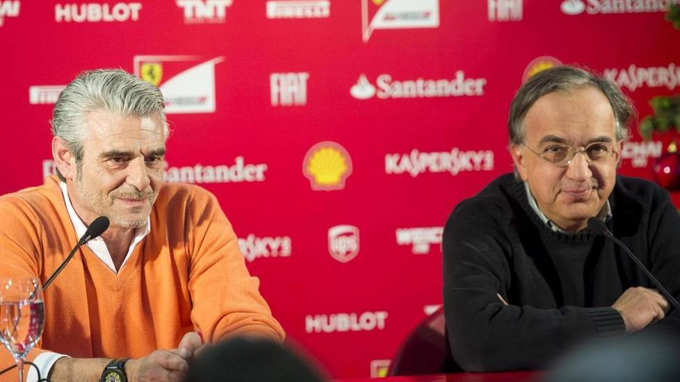 F1, Marchionne esulta con i tecnici Ferrari