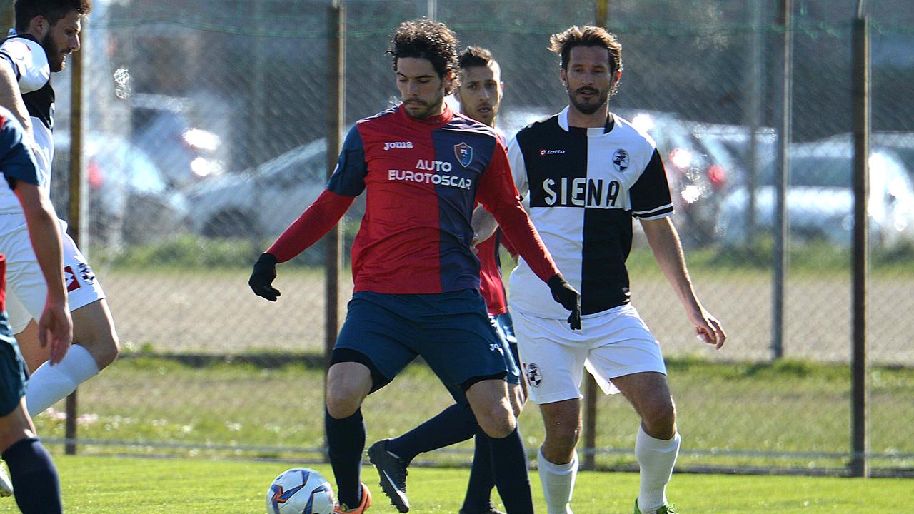 Il rossoblù Brega ancora una volta in gol