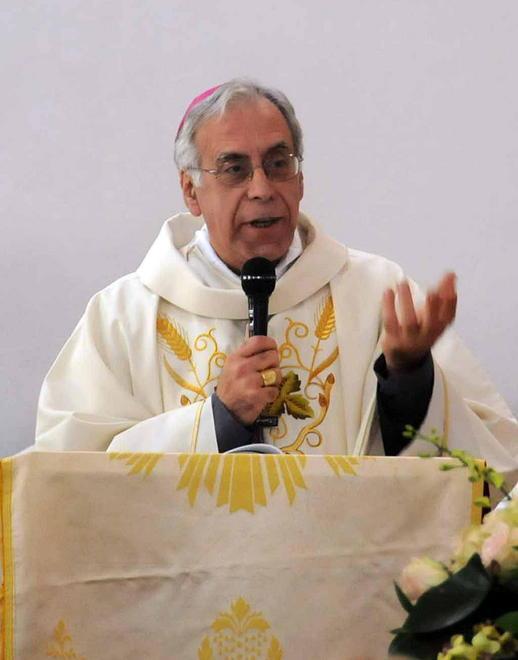 Massa Carrara, il vescovo Santucci: tanti nuovi poveri. Sono quelli che si vergognano anche a chiedere 