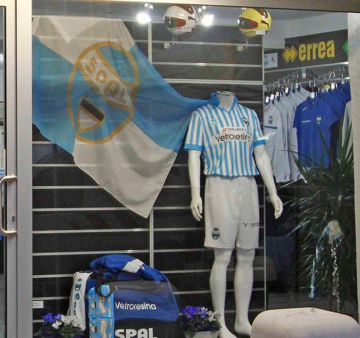 STORE APERTO FINO ALLE 22.50