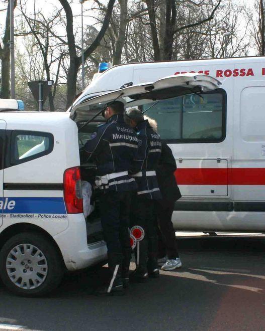 Donna stroncata da malore in corso Giovecca