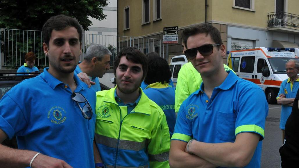 Ragazzi in servizio alla Misericordia di Prato